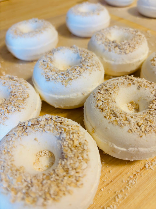 Oatmeal honey goat milk bath bomb